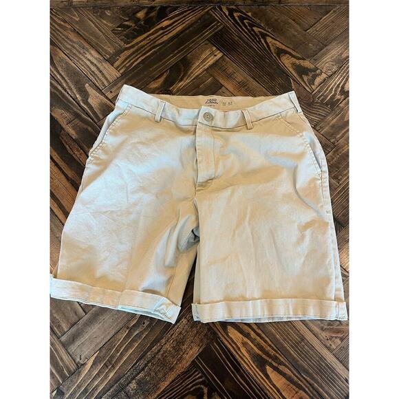 Izod Saltwater Stretch Mens 32 Tan Flat Front Chino Golf Active Athletic Hiking - Picture 1 of 9